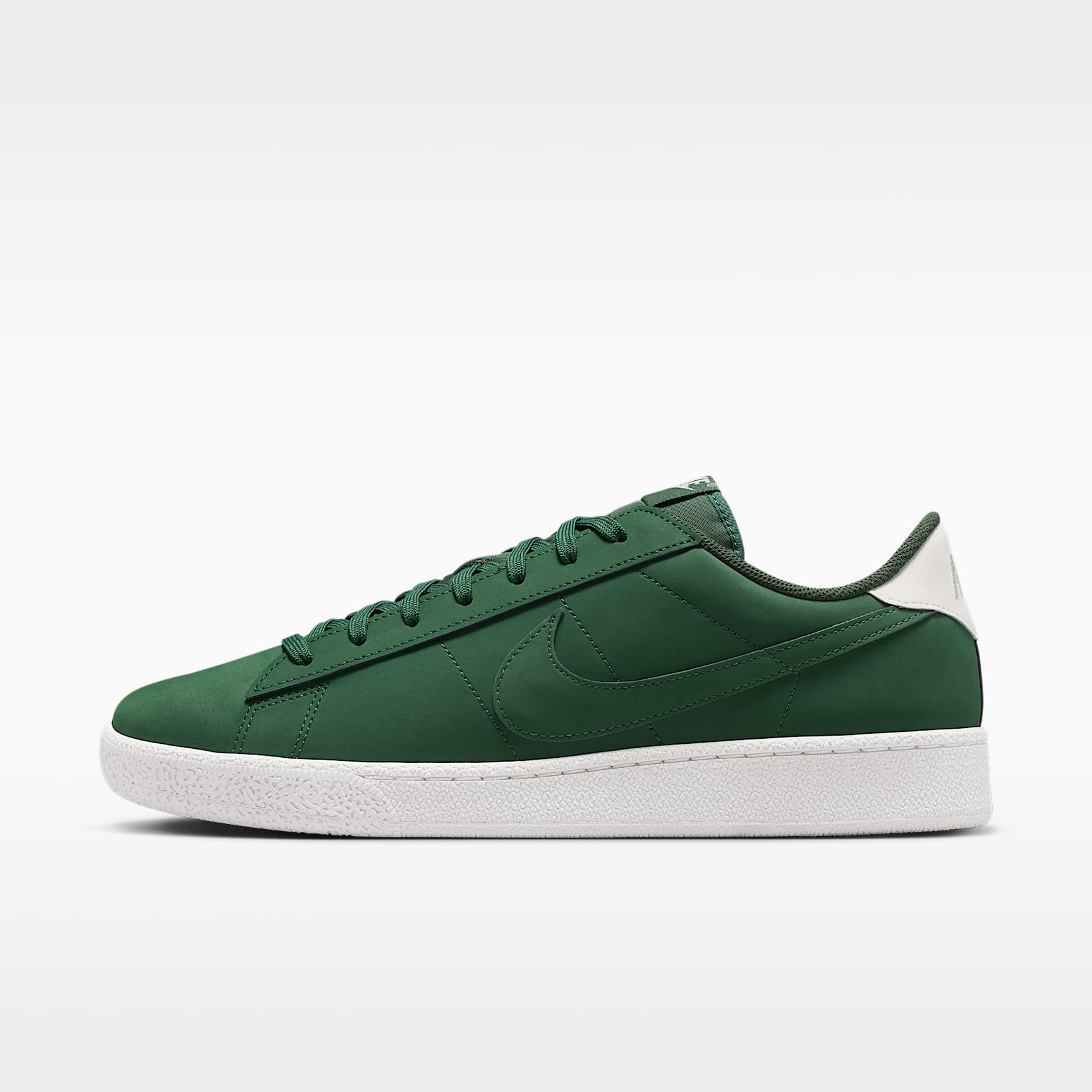 【新品未使用】NIKE テニスシューズ NIKE公式】Nike テニス クラシック メンズシューズ.オンラインストア